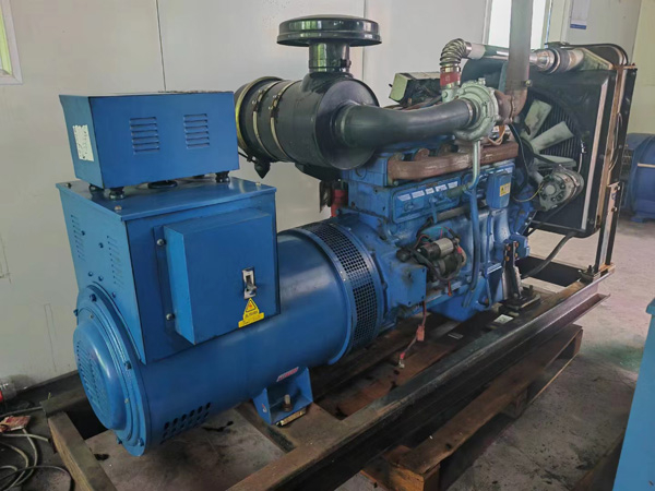 鲁甸100kW柴油发电机组使用多级机油有哪些优缺点？